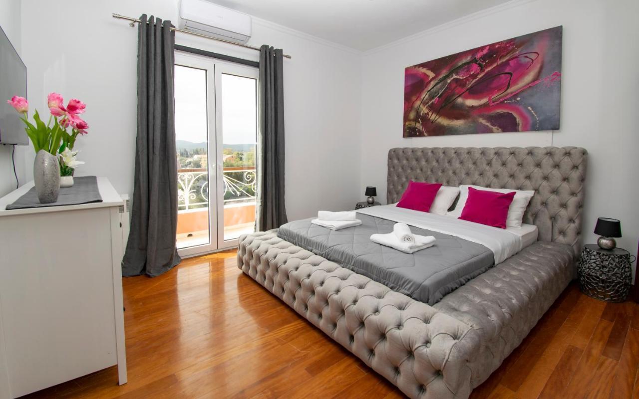 Skriperon Gkk House Private Swimming Pool Luxury House 빌라 외부 사진