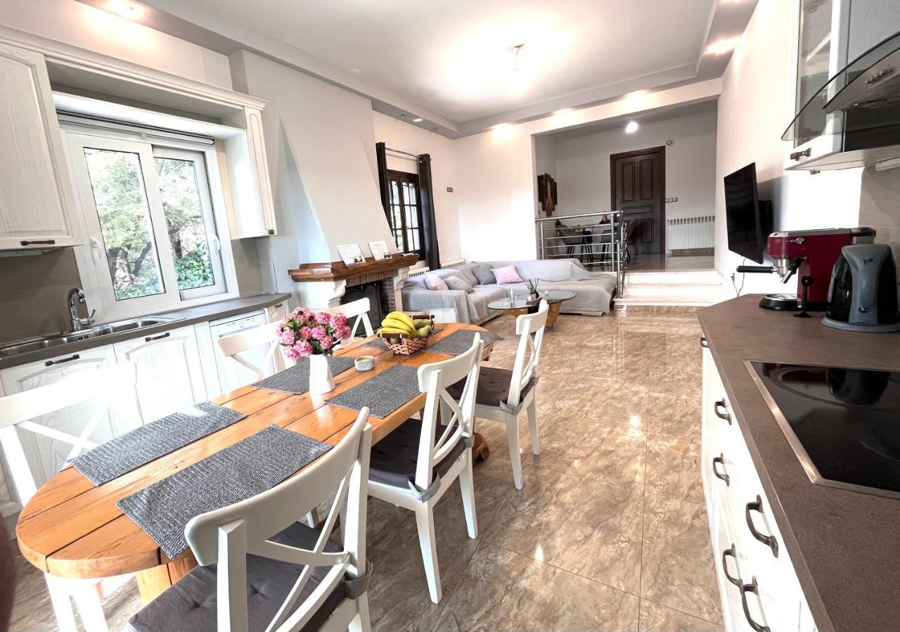 Skriperon Gkk House Private Swimming Pool Luxury House 빌라 외부 사진