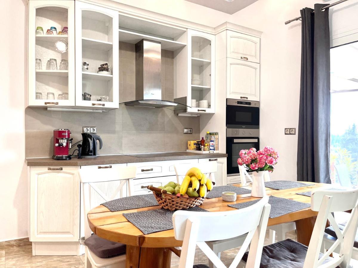 Skriperon Gkk House Private Swimming Pool Luxury House 빌라 외부 사진